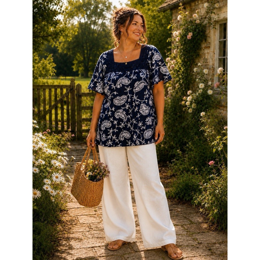 Kindred Blouse 2X Paisley Embroidered Navy Blue Boho Cottagecore Peasant Crochet